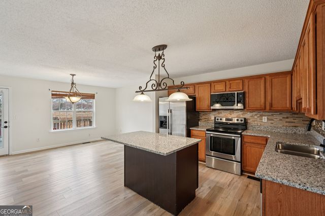38 Middleton Court, Cartersville, GA 30120