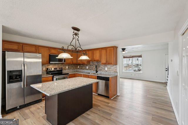 38 Middleton Court, Cartersville, GA 30120