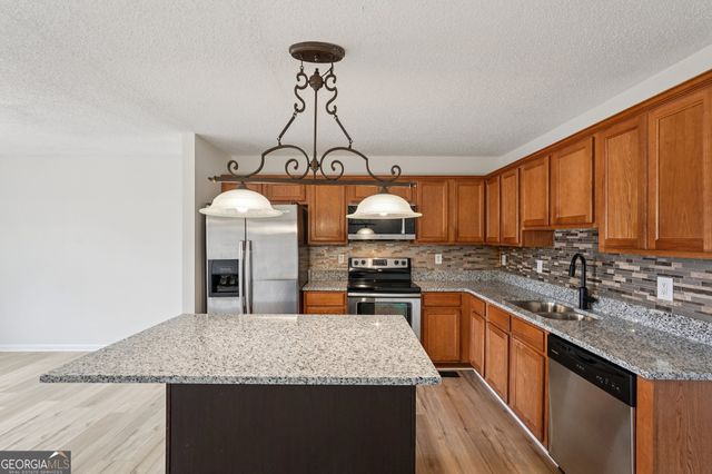 38 Middleton Court, Cartersville, GA 30120