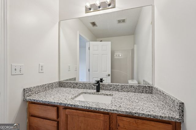38 Middleton Court, Cartersville, GA 30120
