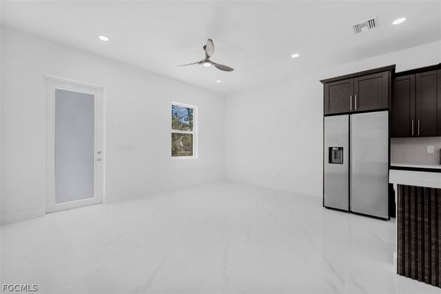 105 E 9th ST, Lehigh Acres, FL 33972