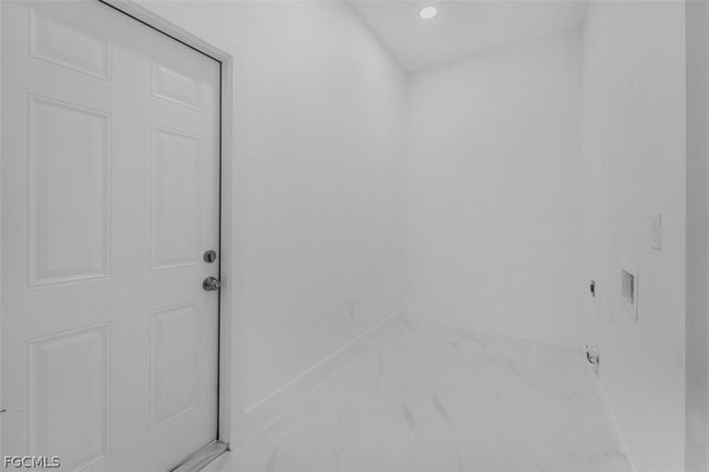 105 E 9th ST, Lehigh Acres, FL 33972