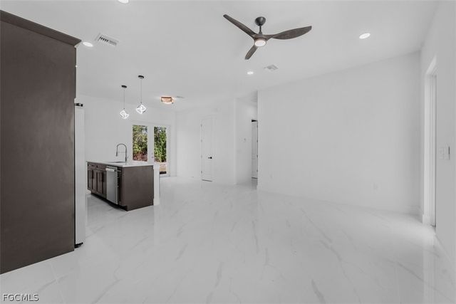 105 E 9th ST, Lehigh Acres, FL 33972