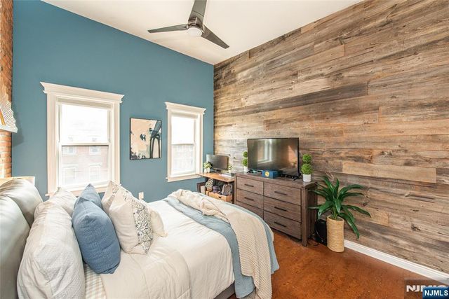 352 7th Street 6, Jersey City, NJ 07302