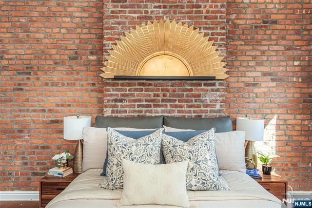 352 7th Street 6, Jersey City, NJ 07302