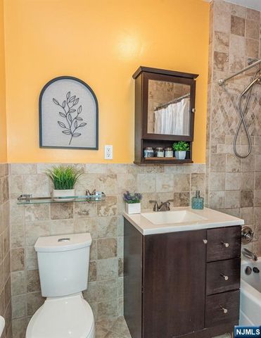 352 7th Street 6, Jersey City, NJ 07302