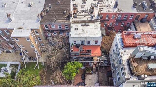 352 7th Street 6, Jersey City, NJ 07302