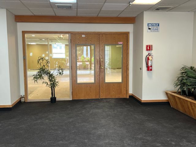 286 Maple Avenue 301, Cheshire, CT 06410