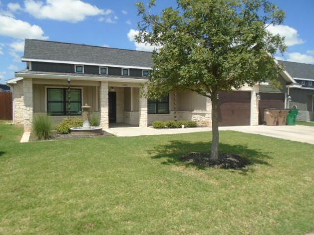 Image 1 of property listing at 2006 Silver Creek Court, San Angelo, TX 76904