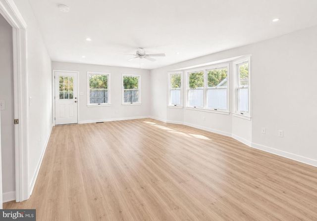 256 NAUTILUS DRIVE, Manahawkin, NJ 08050