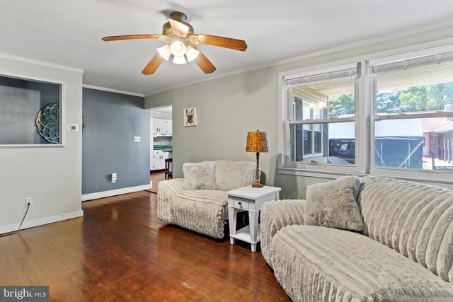 3037 SPRING RD, Carlisle, PA 17013