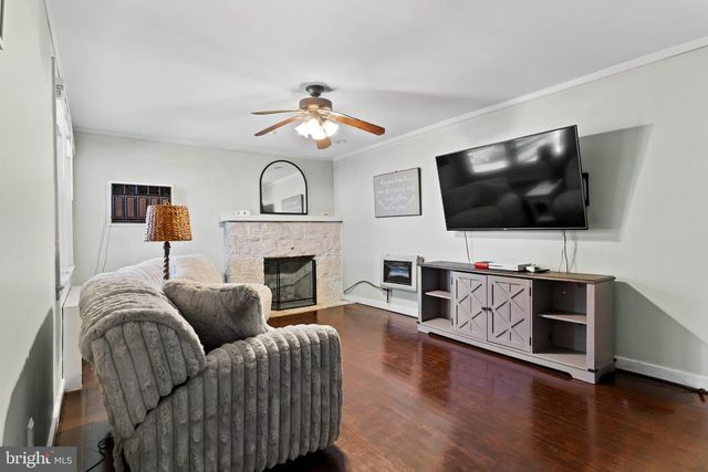 3037 SPRING RD, Carlisle, PA 17013