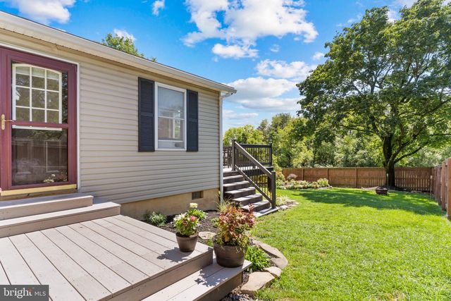 3037 SPRING RD, Carlisle, PA 17013