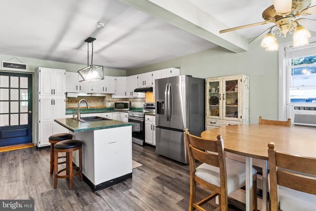 3037 SPRING RD, Carlisle, PA 17013