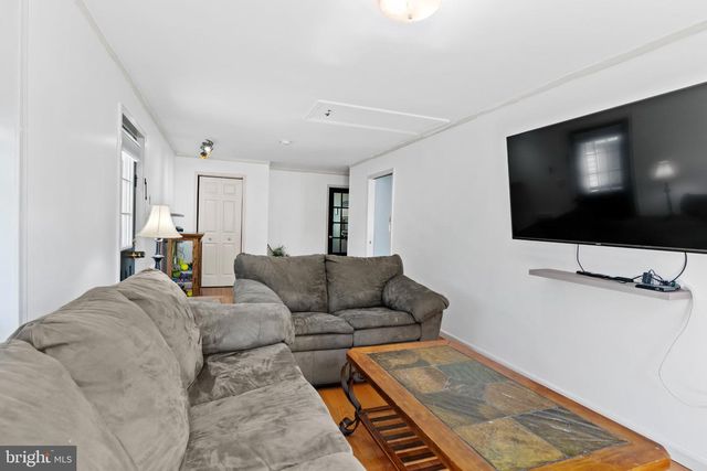 3037 SPRING RD, Carlisle, PA 17013