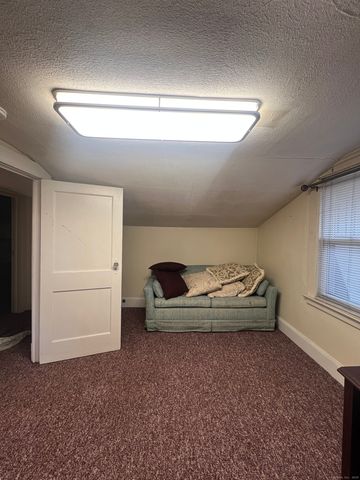 466 Derby Avenue, West Haven, CT 06516