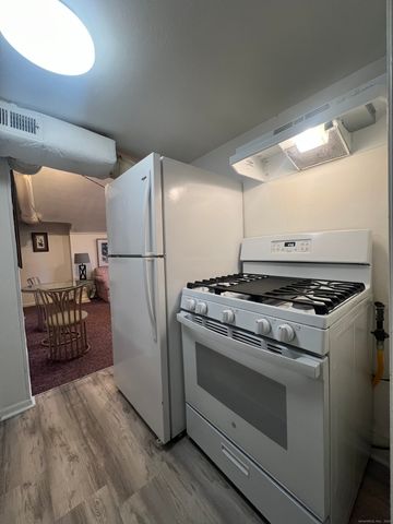 466 Derby Avenue, West Haven, CT 06516