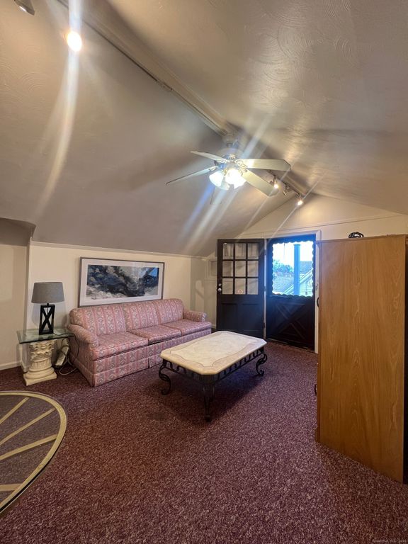 466 Derby Avenue, West Haven, CT 06516