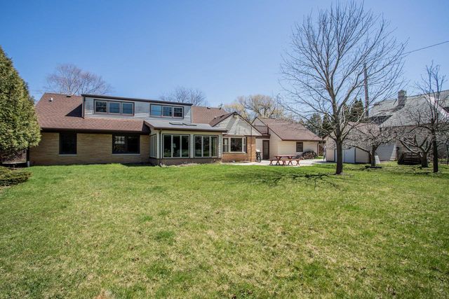 2802 N 6th STREET, Sheboygan, WI 53083