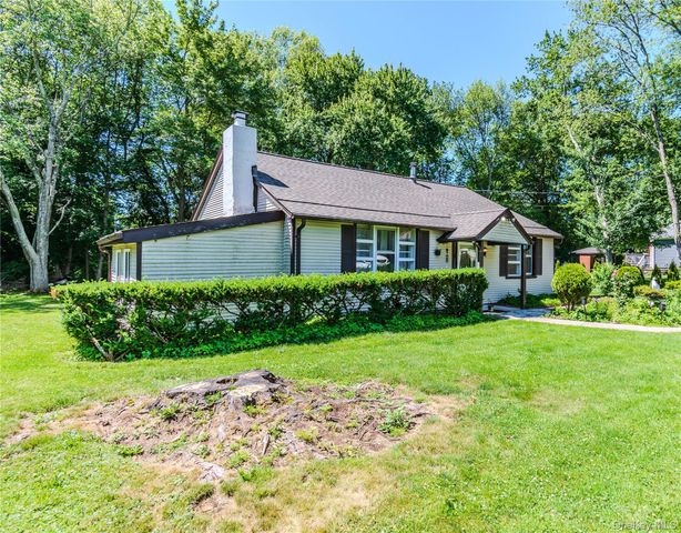 15 Maple Drive, Brewster, NY 10509