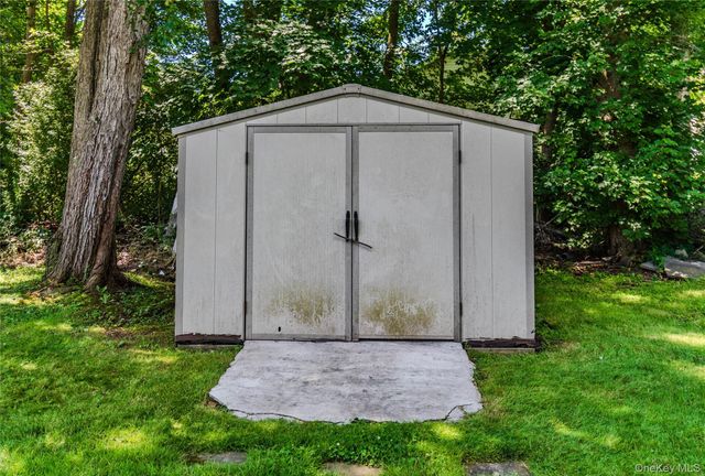 15 Maple Drive, Brewster, NY 10509