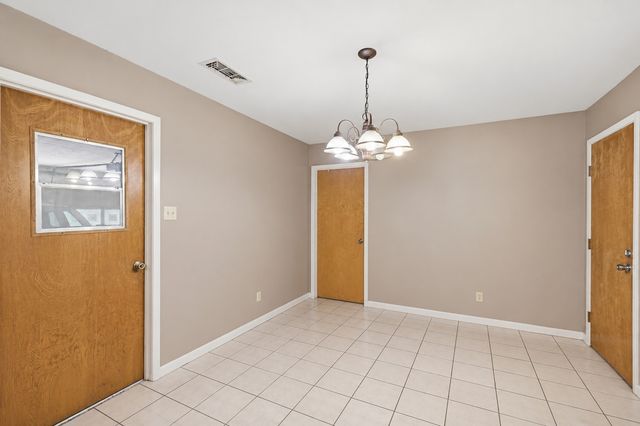 200 W North Street, Aubrey, TX 76227