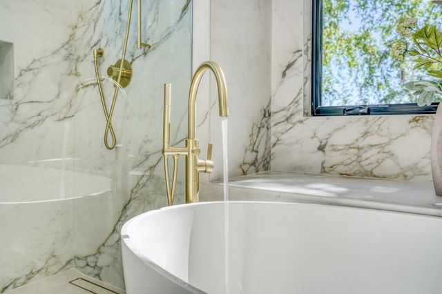 957 Clara Drive, Palo Alto, CA 94303