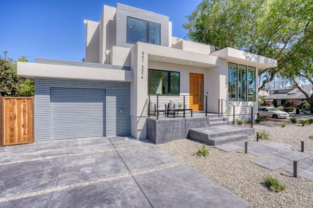 957 Clara Drive, Palo Alto, CA 94303