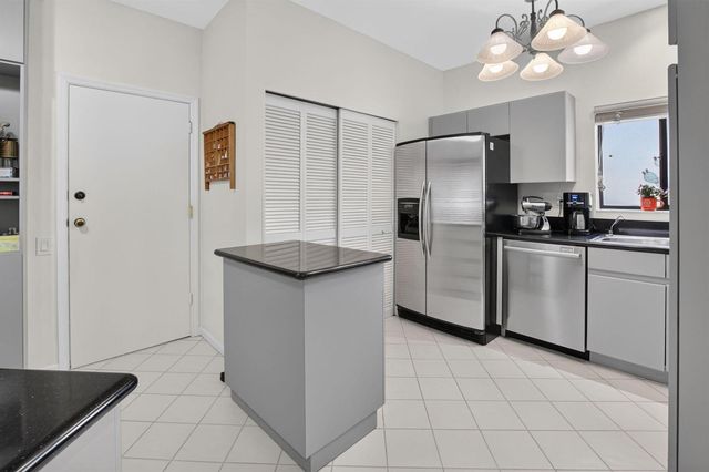 21692 Cromwell Circle, Boca Raton, FL 33486
