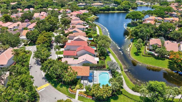 21692 Cromwell Circle, Boca Raton, FL 33486
