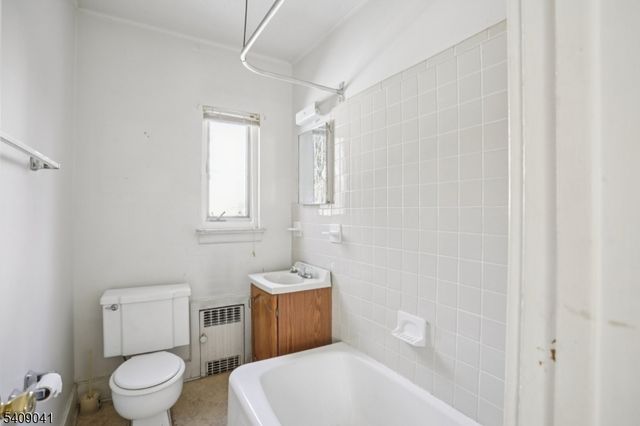 279 Genesee Ave, Englewood City, NJ 07631