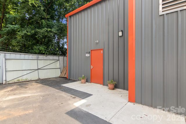 3413 S Tryon Street, Charlotte, NC 28217