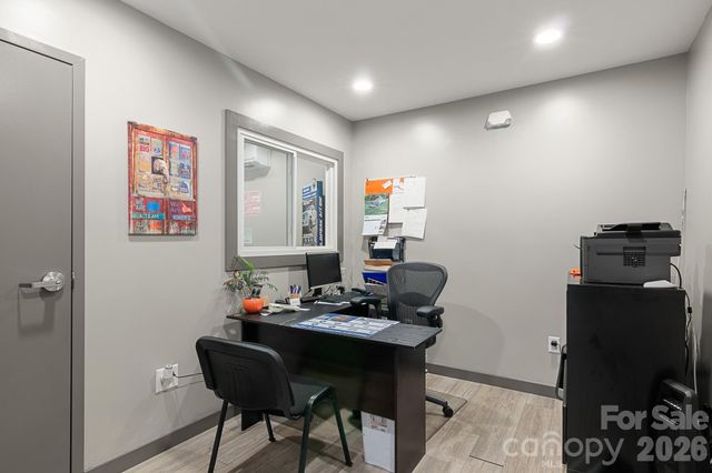 3413 S Tryon Street, Charlotte, NC 28217