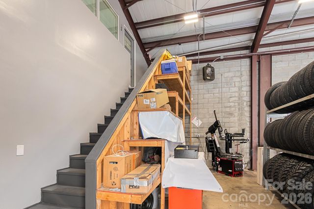 3413 S Tryon Street, Charlotte, NC 28217