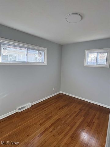 48 William Street, Bedford, OH 44146