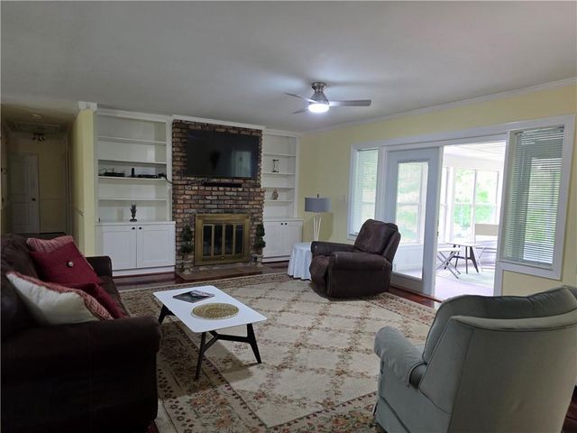 1554 COOPER LAKE Road SE, Smyrna, GA 30082