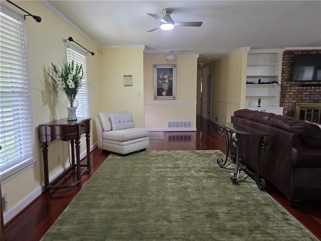 1554 COOPER LAKE Road SE, Smyrna, GA 30082