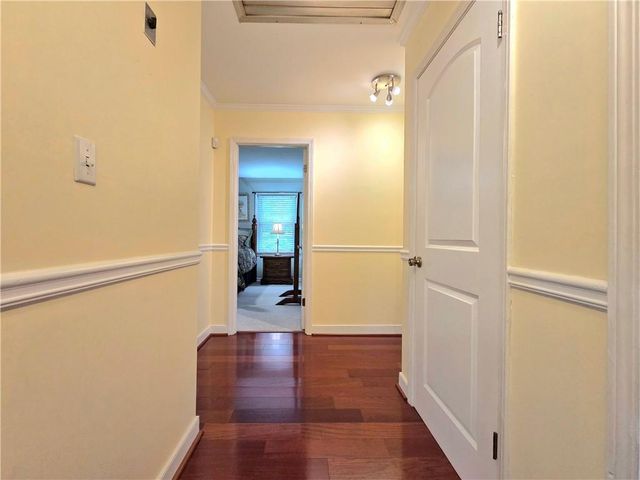 1554 COOPER LAKE Road SE, Smyrna, GA 30082