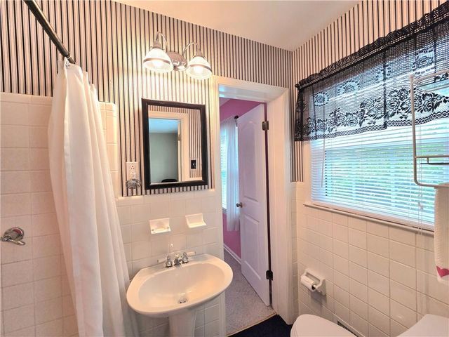 1554 COOPER LAKE Road SE, Smyrna, GA 30082