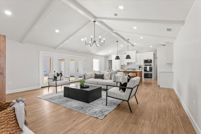 206 Sandalwood Lane, Levelland, TX 79336