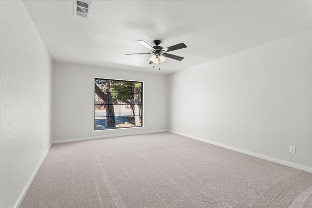 206 Sandalwood Lane, Levelland, TX 79336