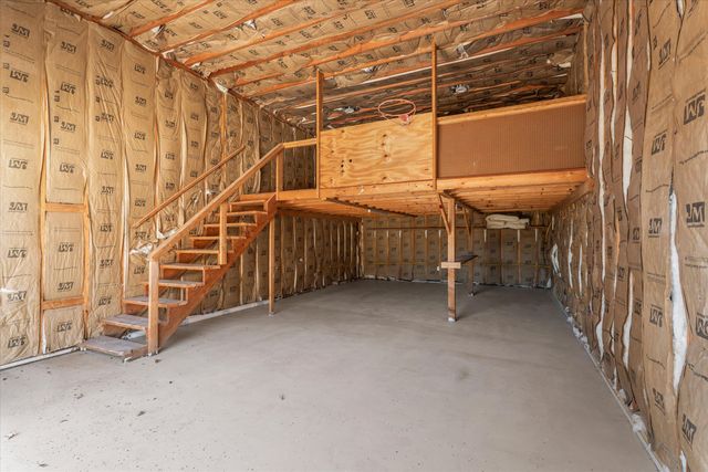 206 Sandalwood Lane, Levelland, TX 79336