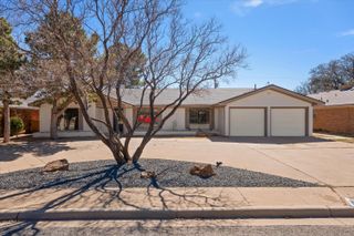 206 Sandalwood Lane, Levelland, TX 79336