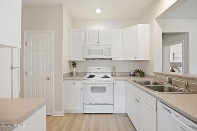730 Indica Court Apt 102, Wilmington, NC 28405