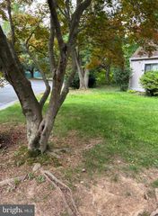 11301 GATESBOROUGH LN, Reston, VA 20191