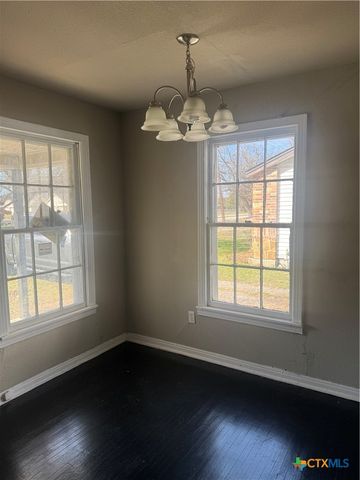 1307 E Avenue G, Killeen, TX 76541