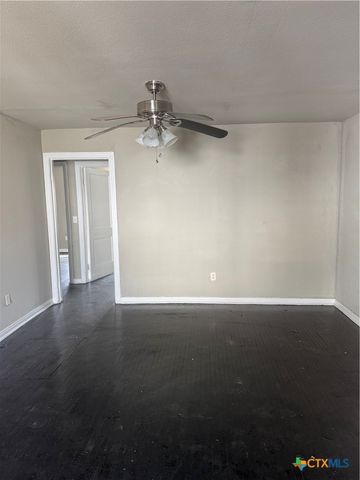 1307 E Avenue G, Killeen, TX 76541