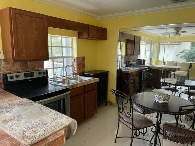 7445 N Augusta Drive, Hialeah, FL 33015