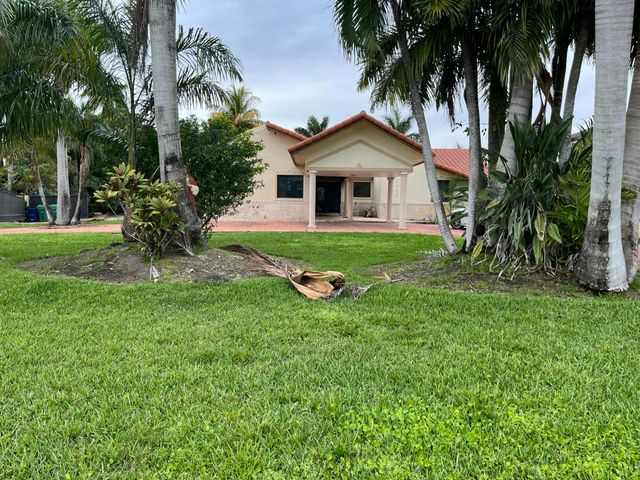 7445 N Augusta Drive, Hialeah, FL 33015