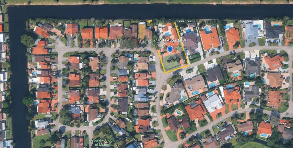 7445 N Augusta Drive, Hialeah, FL 33015
